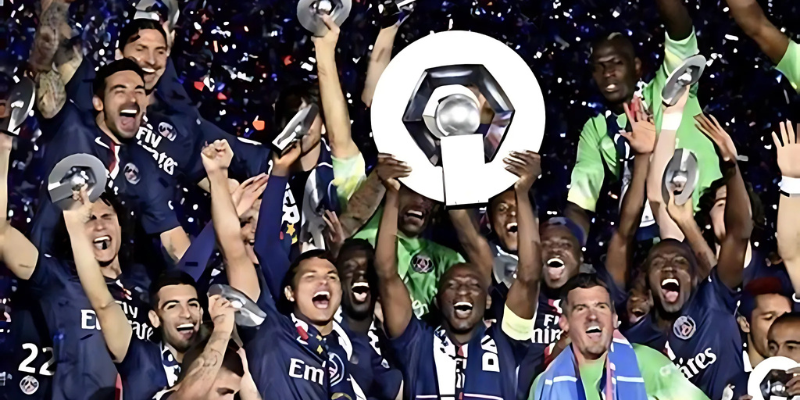 Cập nhật lịch thi đấu và tin chuyển nhượng